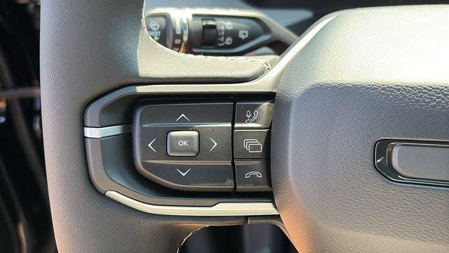 new 2026 Jeep Cherokee car, priced at $42,604