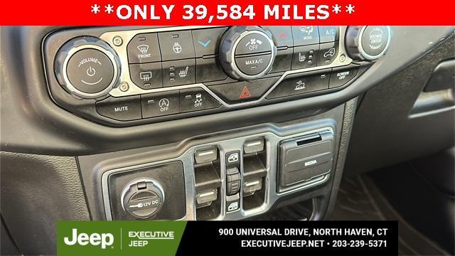 used 2022 Jeep Gladiator car, priced at $30,987