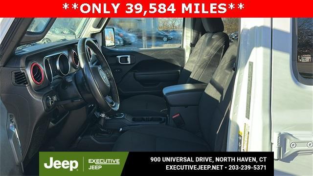 used 2022 Jeep Gladiator car, priced at $30,987