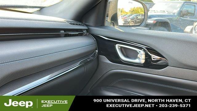 new 2025 Jeep Compass car, priced at $35,010