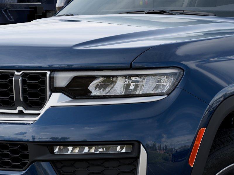 new 2026 Jeep Grand Cherokee car, priced at $44,928