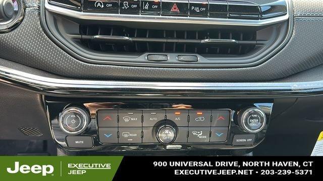 new 2025 Jeep Compass car, priced at $33,605