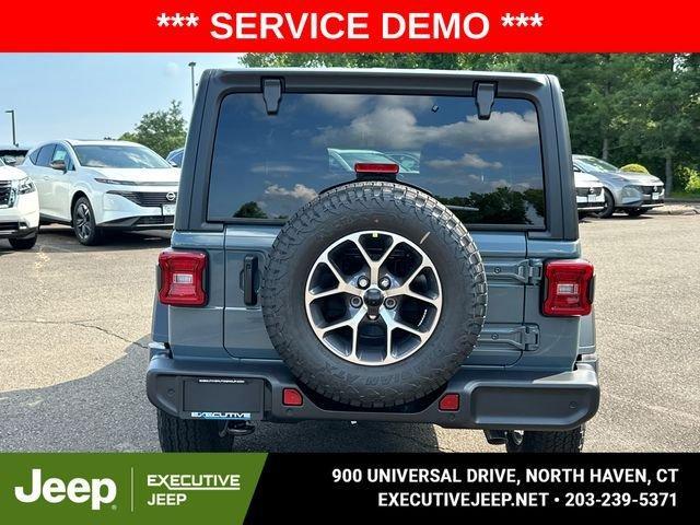 new 2025 Jeep Wrangler car, priced at $45,977