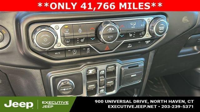 used 2021 Jeep Gladiator car, priced at $29,394