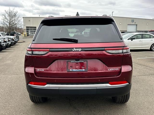 new 2026 Jeep Grand Cherokee car, priced at $43,035