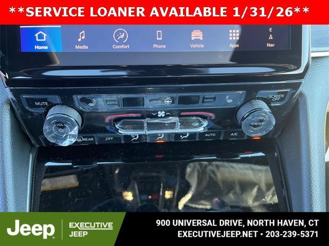 new 2025 Jeep Grand Cherokee car, priced at $39,999