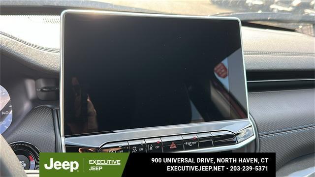 new 2025 Jeep Compass car, priced at $30,990