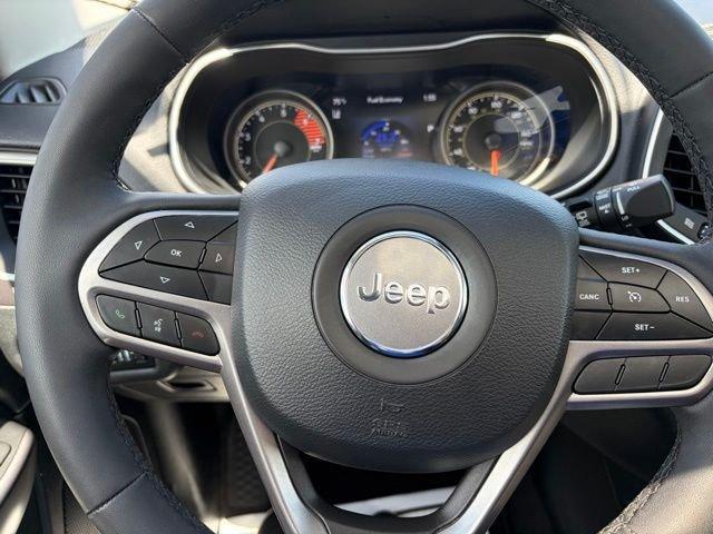 used 2022 Jeep Cherokee car, priced at $25,518