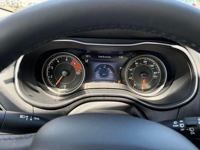 used 2022 Jeep Cherokee car, priced at $25,518