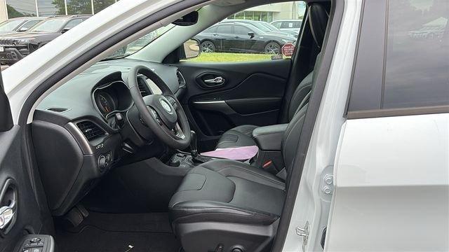 used 2022 Jeep Cherokee car, priced at $25,718
