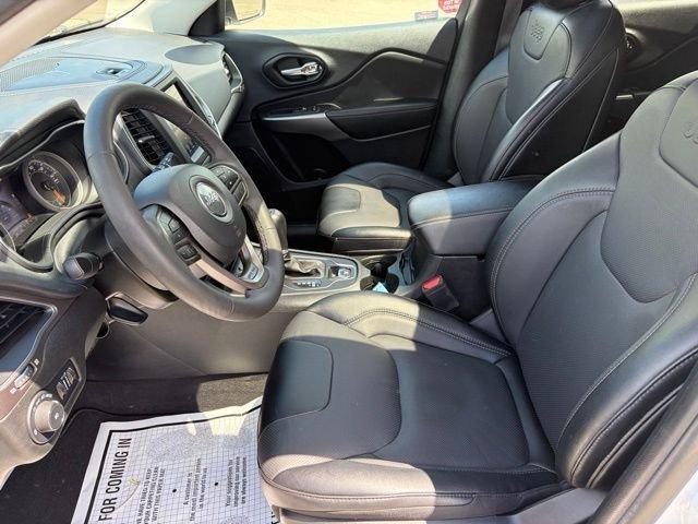 used 2022 Jeep Cherokee car, priced at $25,518