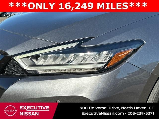 used 2023 Nissan Maxima car, priced at $29,987