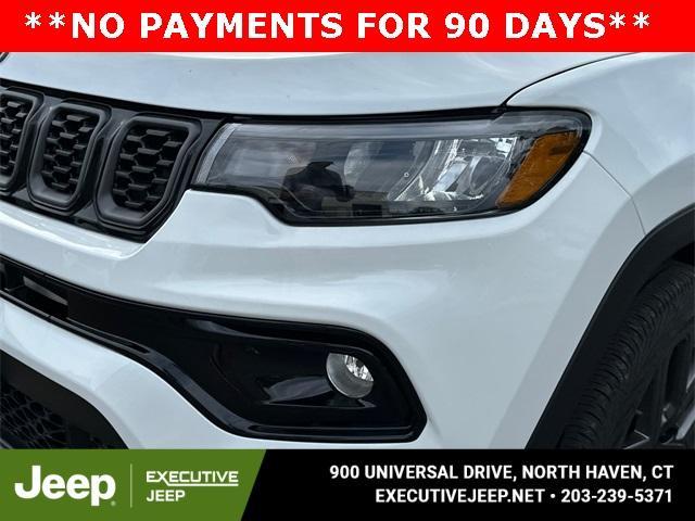 new 2025 Jeep Compass car, priced at $32,812