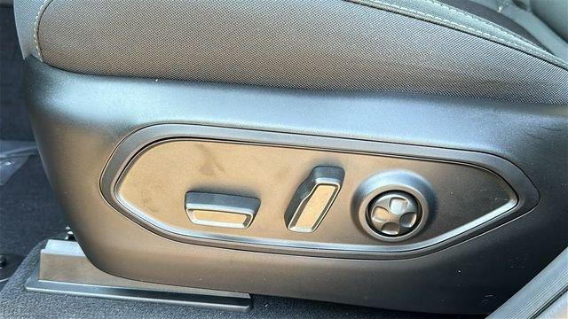 new 2025 Jeep Grand Cherokee L car, priced at $36,125