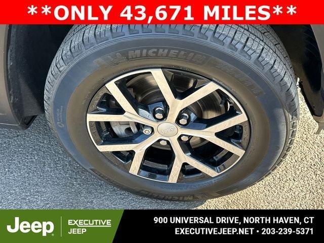 used 2023 Jeep Grand Cherokee L car, priced at $30,952