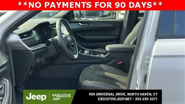 new 2025 Jeep Grand Cherokee car, priced at $44,525