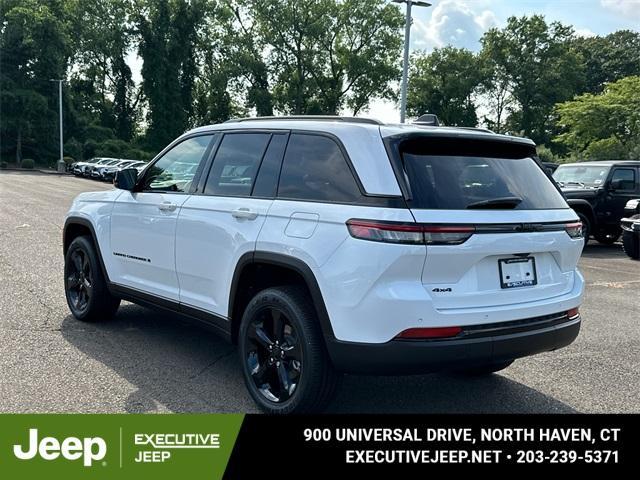 new 2025 Jeep Grand Cherokee car, priced at $46,525