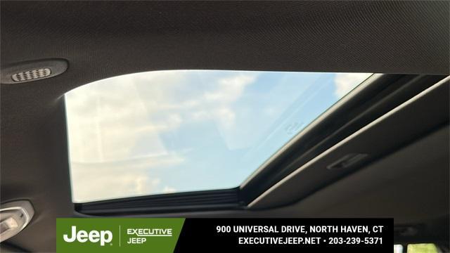 new 2025 Jeep Grand Cherokee car, priced at $46,525