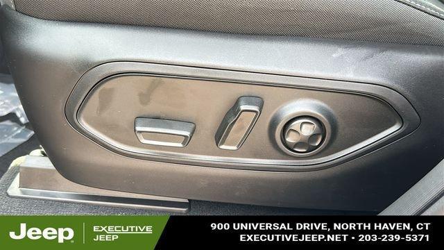 new 2025 Jeep Grand Cherokee L car, priced at $33,987