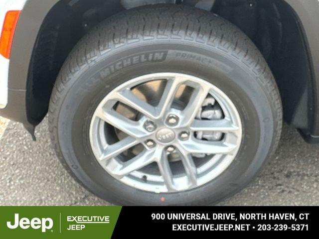 new 2025 Jeep Grand Cherokee L car, priced at $33,987