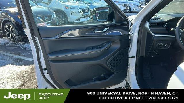 used 2023 Jeep Grand Cherokee car, priced at $30,987