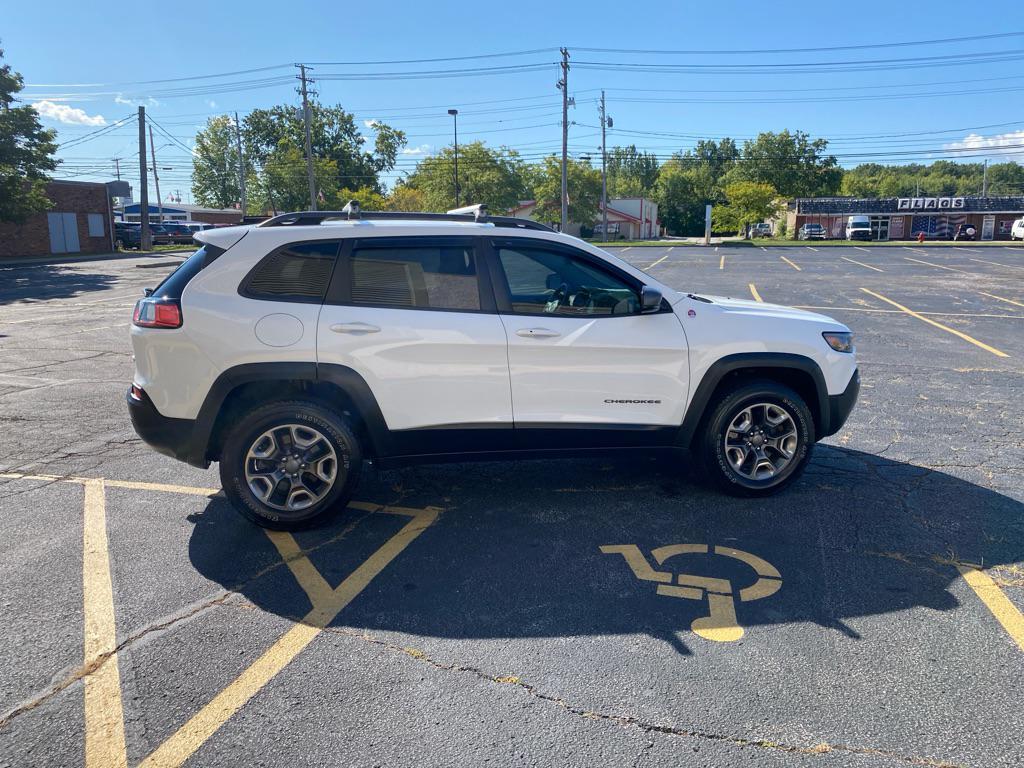 used 2019 Jeep Cherokee car, priced at $14,995