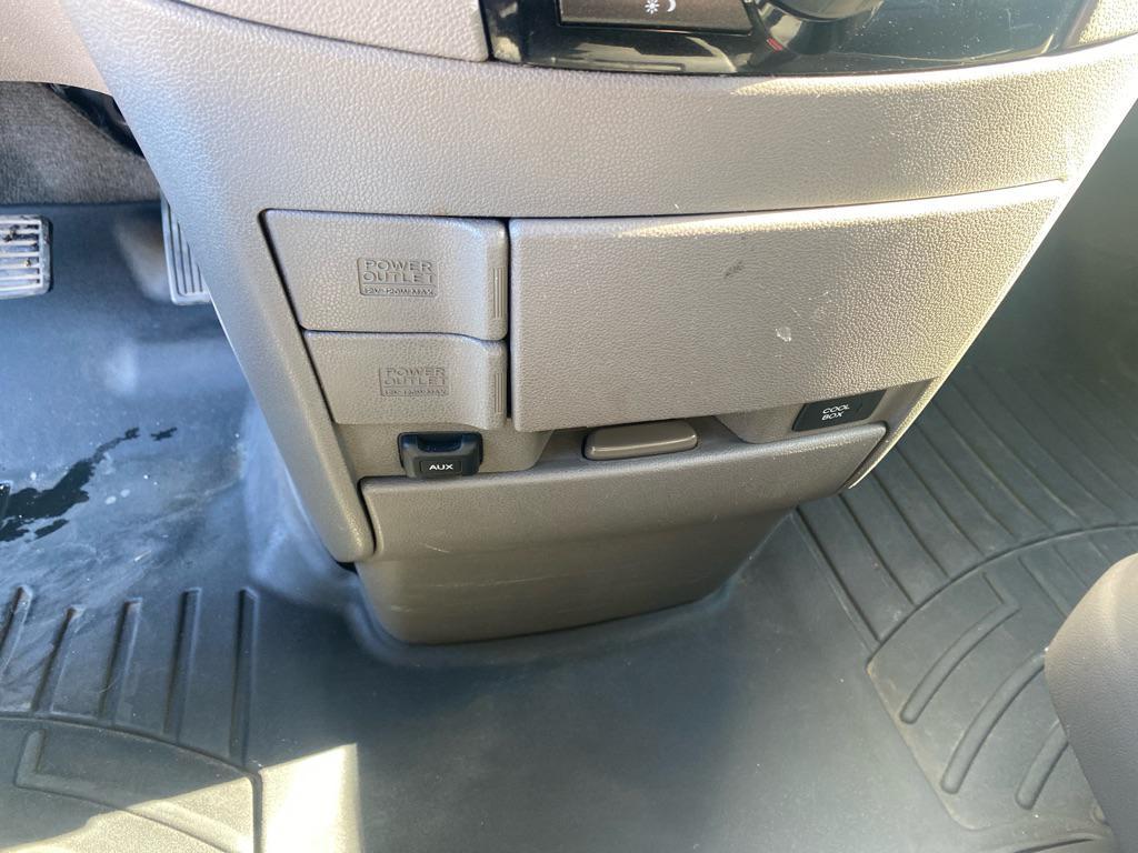 used 2013 Honda Odyssey car, priced at $6,495