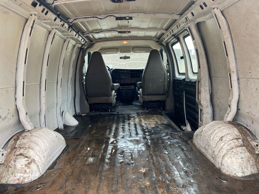 used 2016 Chevrolet Express 2500 car, priced at $5,995