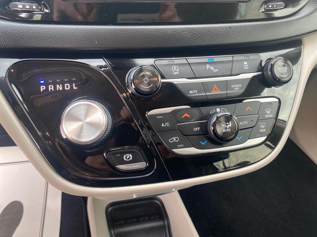 used 2018 Chrysler Pacifica car, priced at $12,995