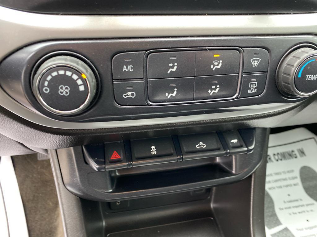 used 2015 Chevrolet Colorado car, priced at $13,995