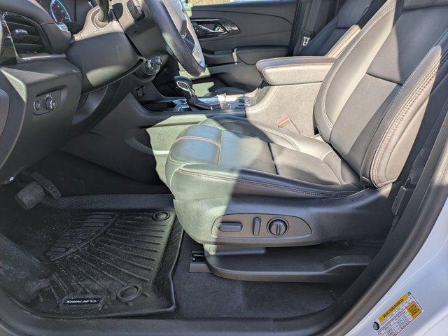 used 2023 Chevrolet Traverse car, priced at $33,495