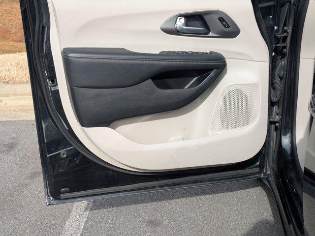 used 2023 Chrysler Pacifica car, priced at $22,995