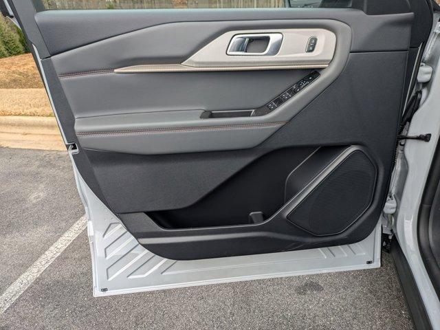 new 2026 Ford Explorer car, priced at $39,827