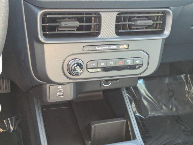 new 2025 Ford Maverick car, priced at $26,552