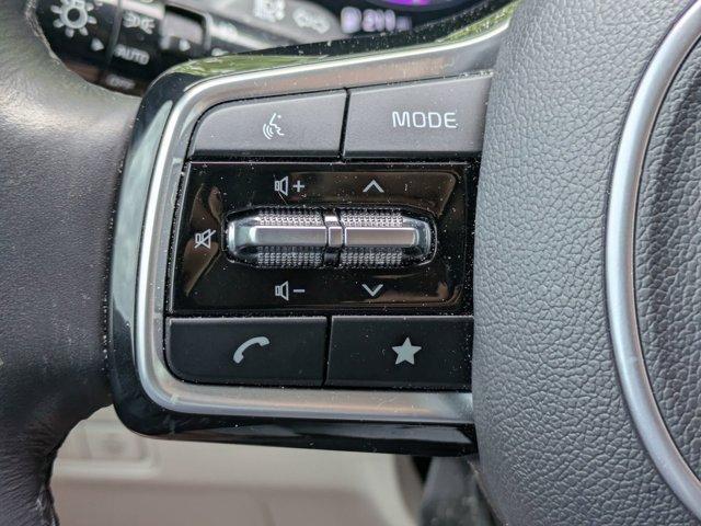 used 2023 Kia Carnival car, priced at $36,894