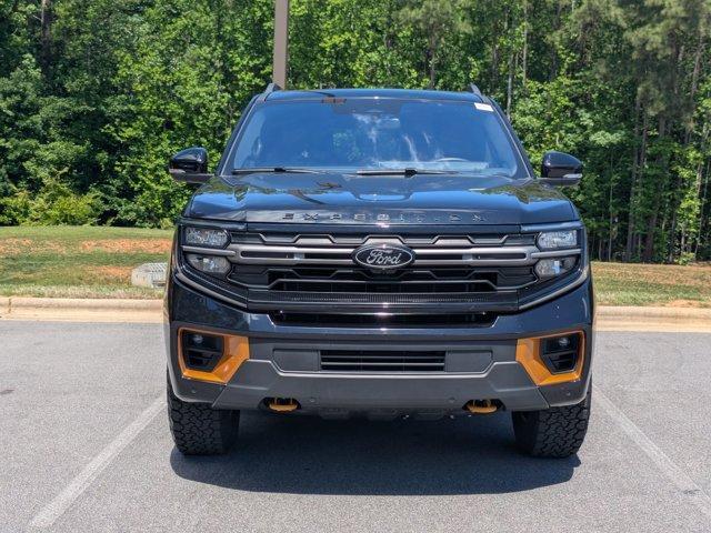 used 2025 Ford Expedition car, priced at $74,894