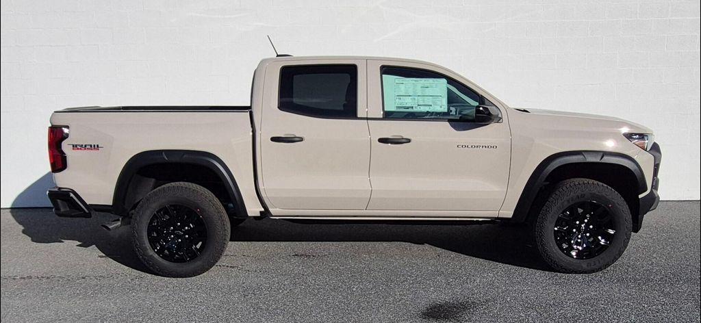 new 2026 Chevrolet Colorado car, priced at $45,435