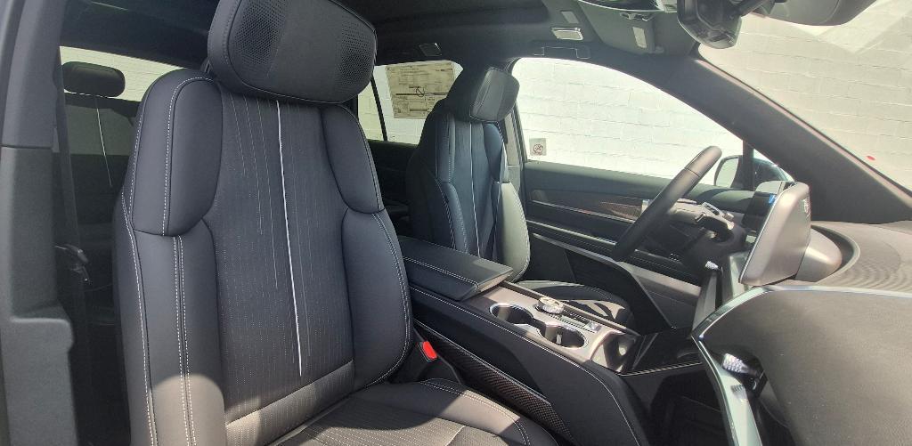 new 2026 Cadillac VISTIQ car, priced at $82,485