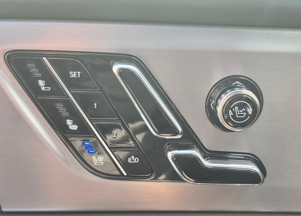 new 2026 Cadillac VISTIQ car, priced at $82,485