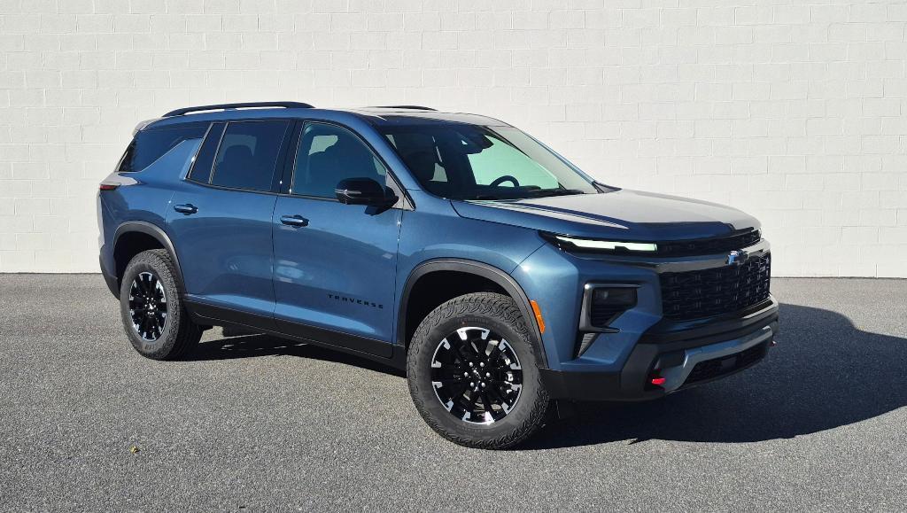 new 2026 Chevrolet Traverse car, priced at $53,520