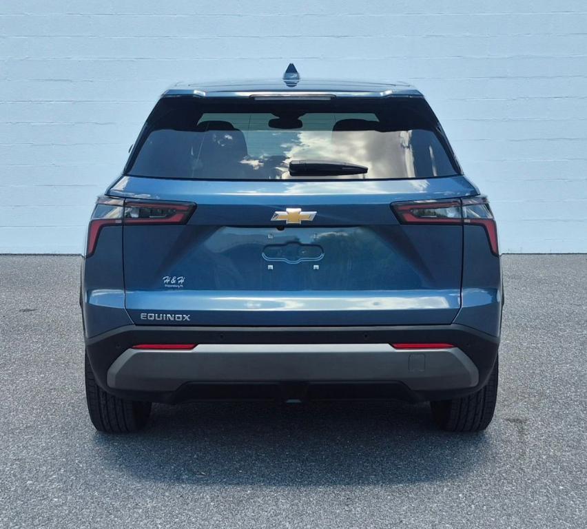 new 2026 Chevrolet Equinox car, priced at $30,835