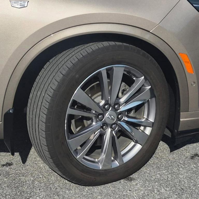 used 2023 Cadillac XT6 car, priced at $37,500