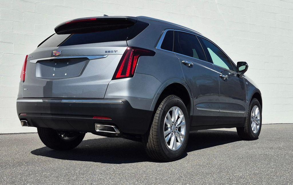 used 2025 Cadillac XT5 car, priced at $48,015