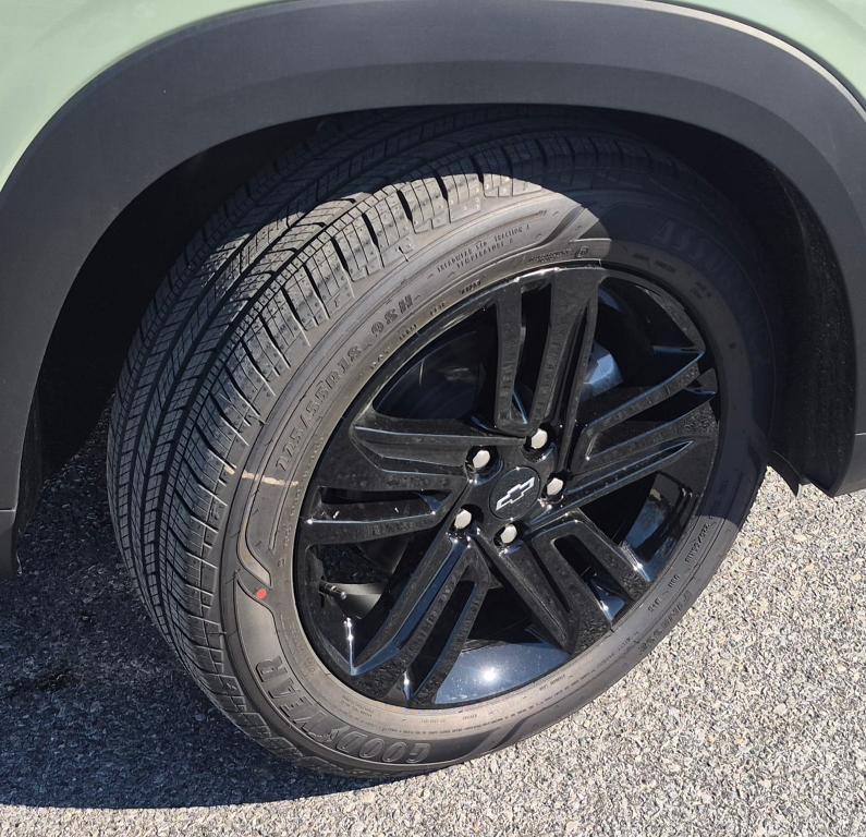 new 2026 Chevrolet Trax car, priced at $28,425