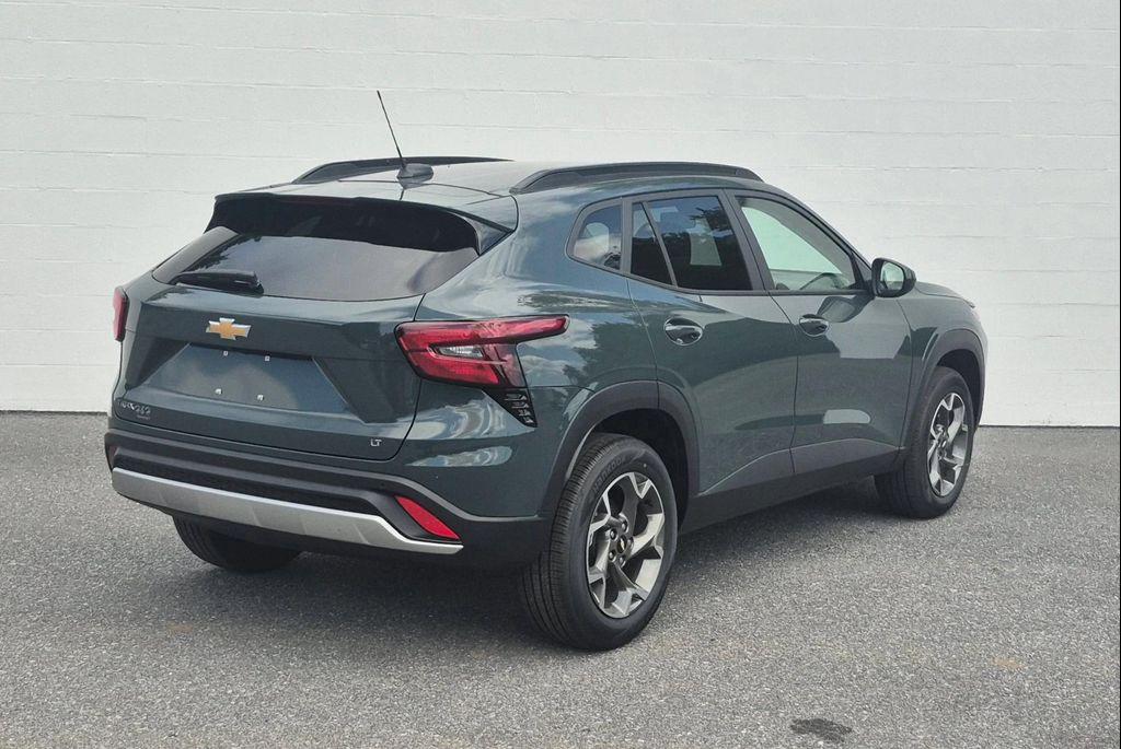 new 2025 Chevrolet Trax car, priced at $25,525