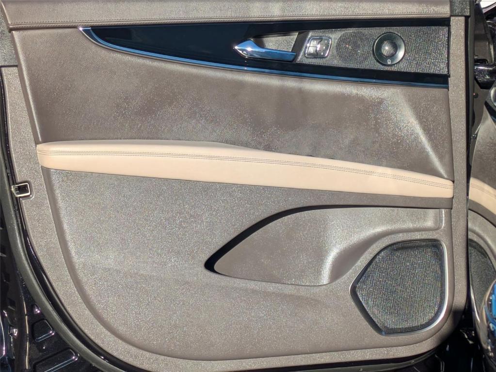 used 2022 Lincoln Nautilus car, priced at $36,987