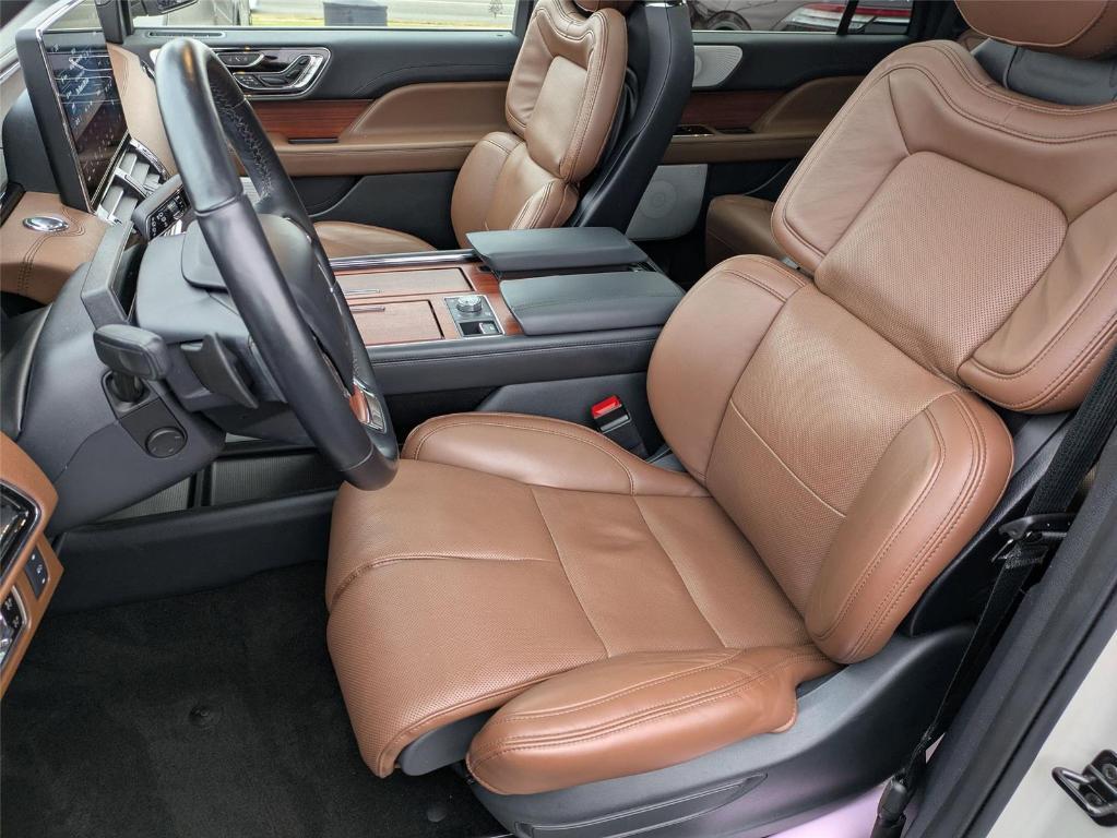 used 2023 Lincoln Navigator car, priced at $65,585