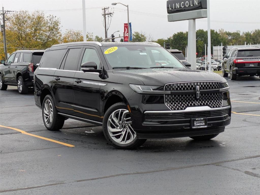 new 2025 Lincoln Navigator L car, priced at $98,890