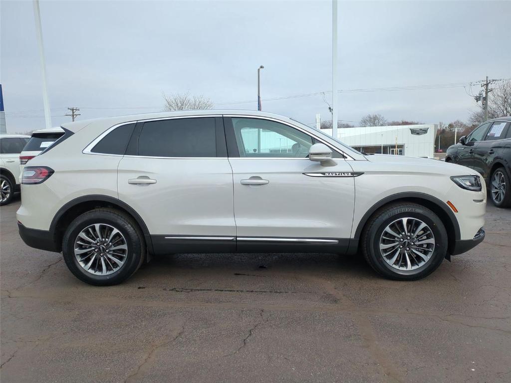 used 2022 Lincoln Nautilus car, priced at $36,349