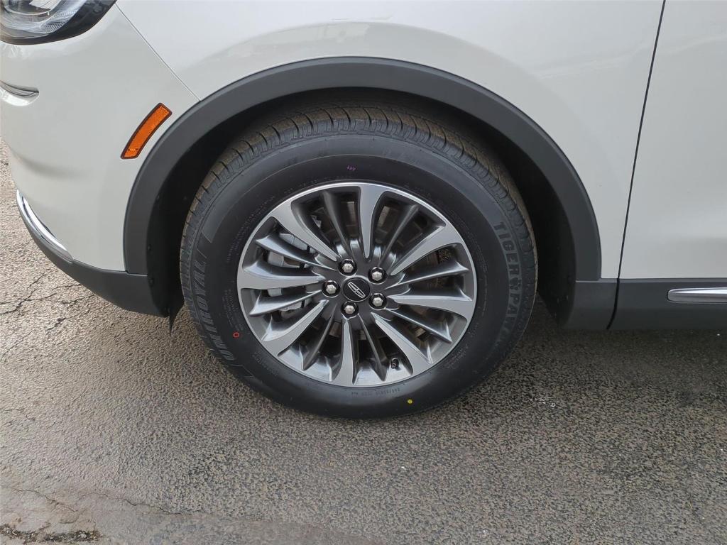 used 2022 Lincoln Nautilus car, priced at $36,349